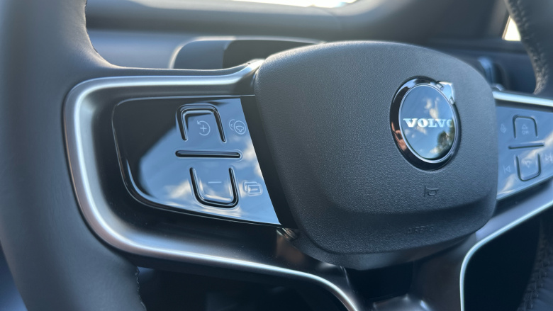 Volvo EX30 315kW Twin Motor Performance Plus 69kWh 5dr Auto Electric Estate